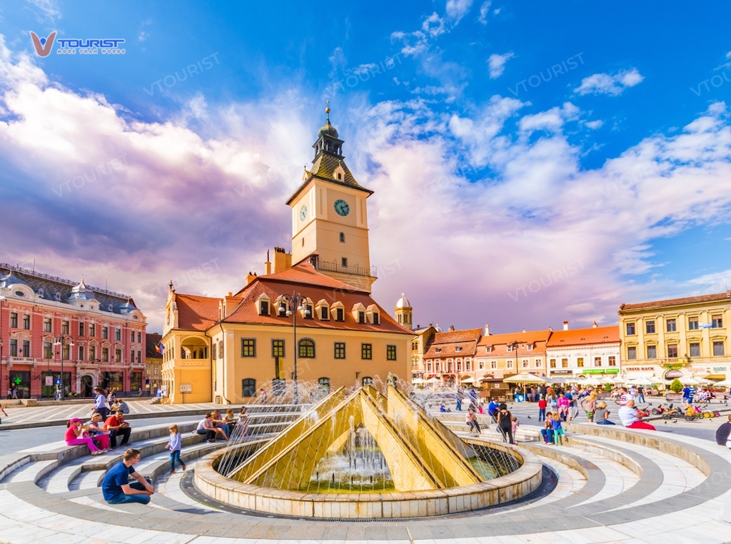 Brasov – Bệ phóng cho các chuyến tham quan trải nghiệm đến với “lâu đài của Dracula”