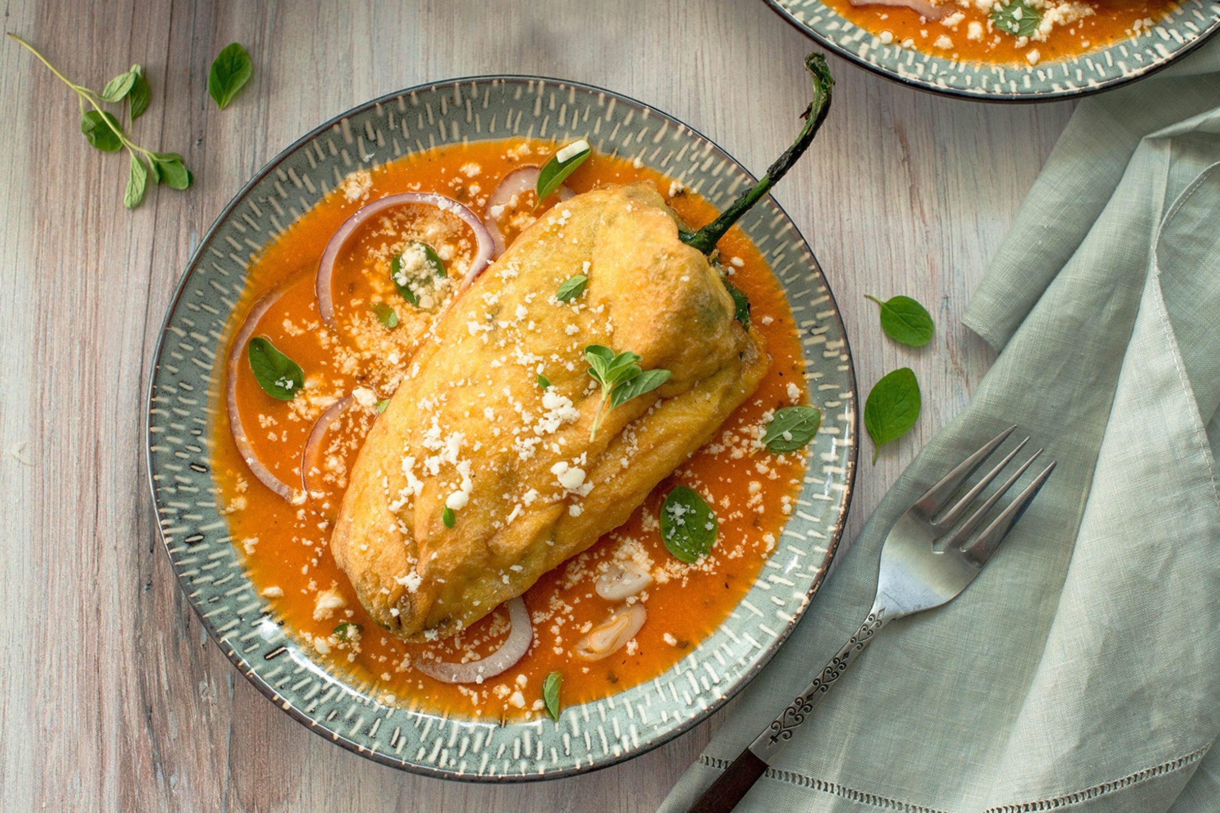 Chiles Rellenos là món ăn nổi tiếng với việc sử dụng ớt cay