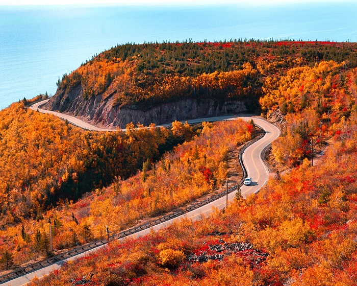 Niagara Parkway là một điểm đến thú vị vào mùa thu ở Canada