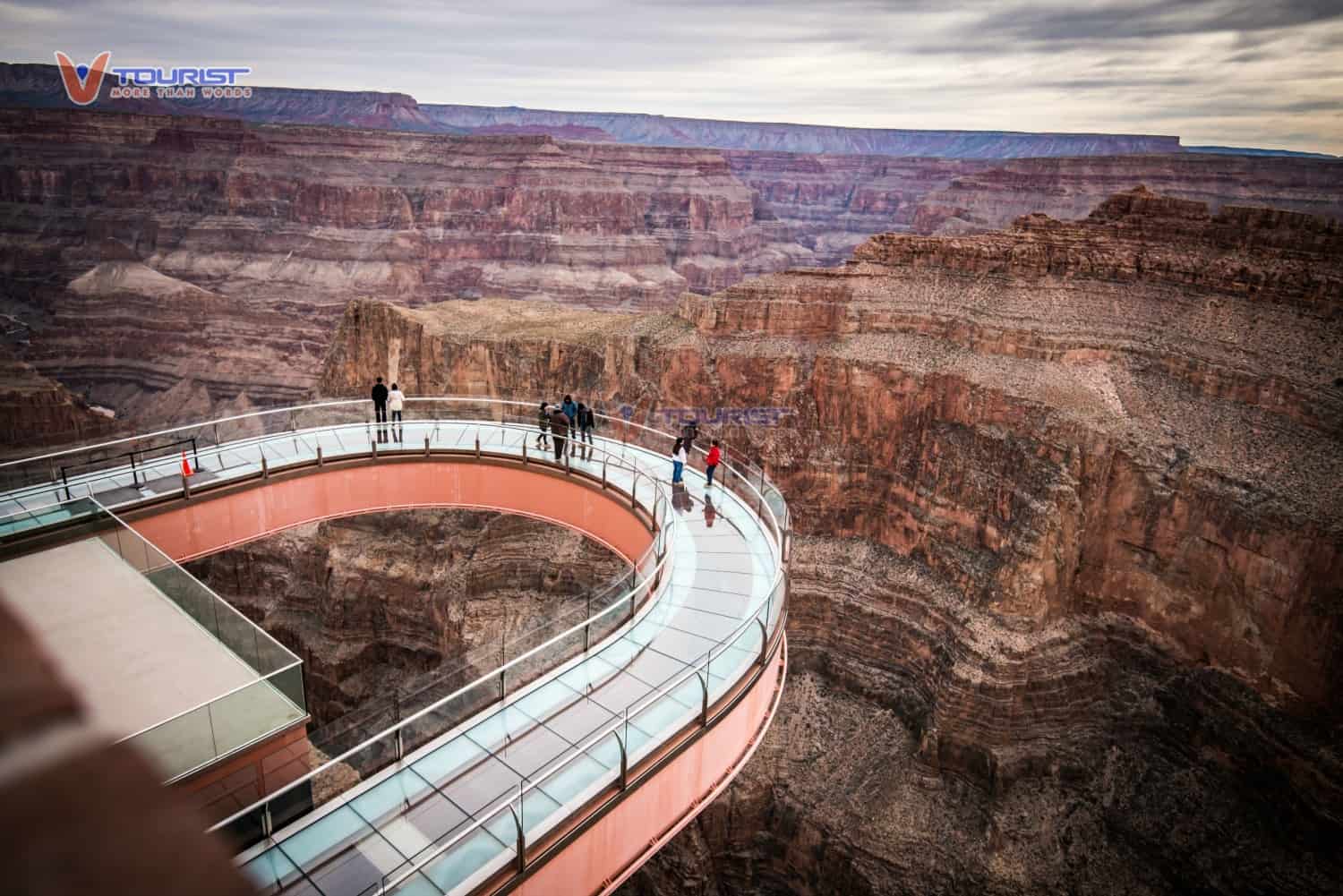 Cầu kính Skywalk