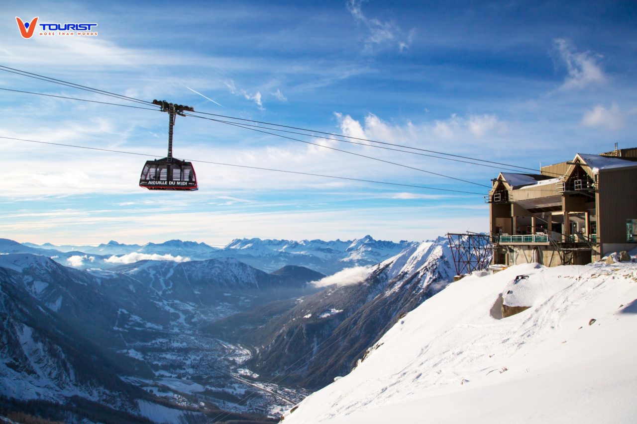 Cáp treo cao nhất thế giới trên đỉnh Aiguille Du Midi