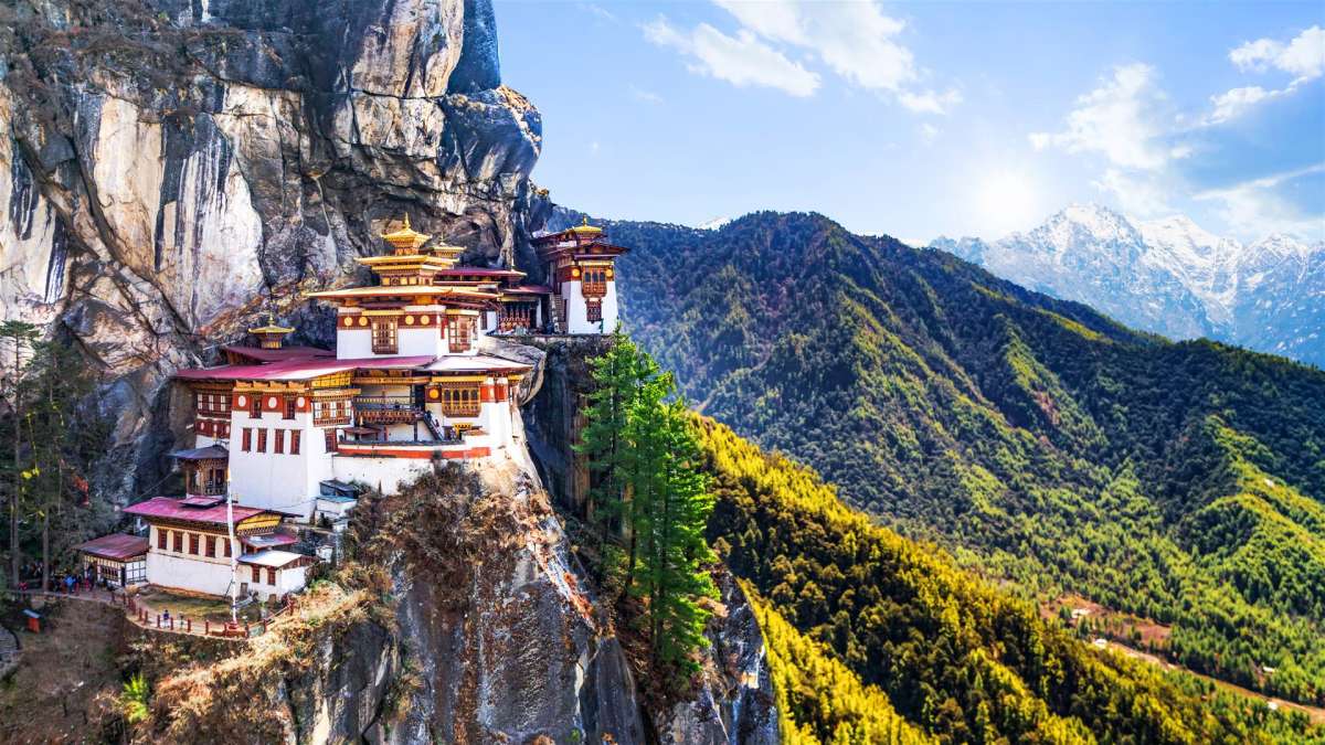 Du lịch Bhutan giá bao nhiêu?