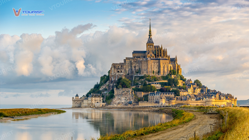 Lâu đài Mont Saint Michel