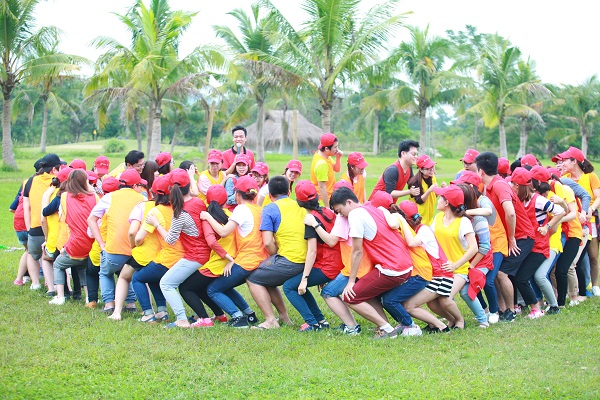 Tổ chức teambuilding tại khu du lịch Phương Nam