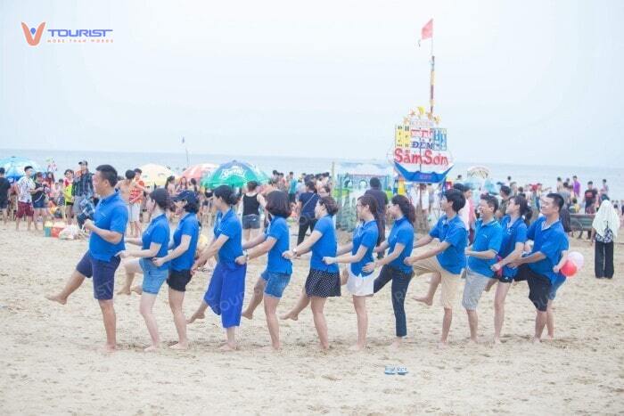 Teambuilding tại bãi biển Sầm Sơn - Thanh Hoá