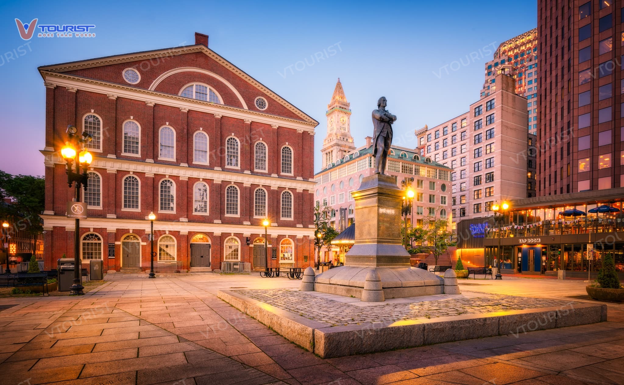 Tòa nhà Faneuil Hall – nơi từng diễn ra các cuộc họp lịch sử của người dân Boston