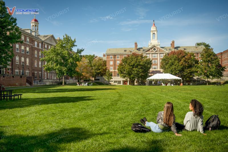 Sân trường Harvard