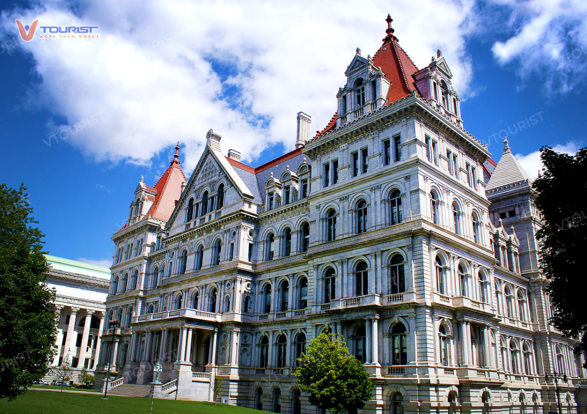 New York State Capitol mất hơn 30 năm để hoàn thành