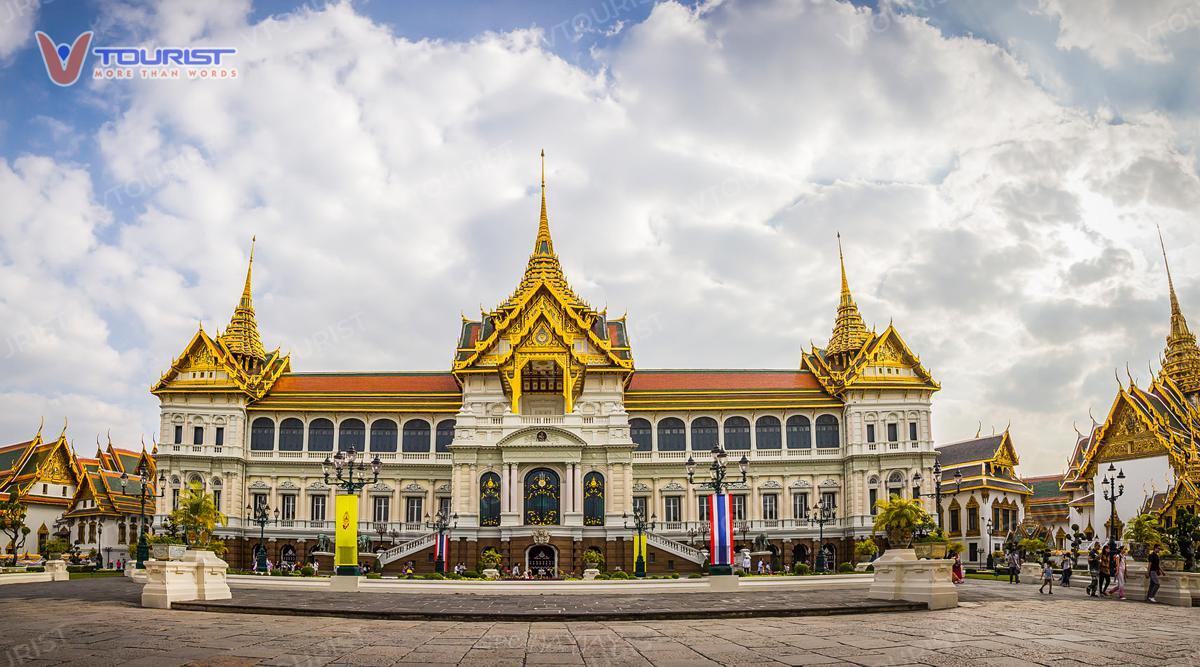 Cung điện tọa lạc tại trung tâm của thủ đô Bangkok