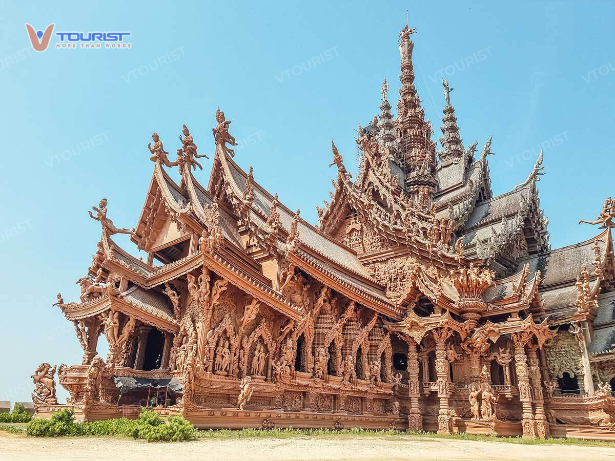 Sanctuary of Truth sở hữu thang máy bằng gỗ độc đáo duy nhất tại Thái Lan