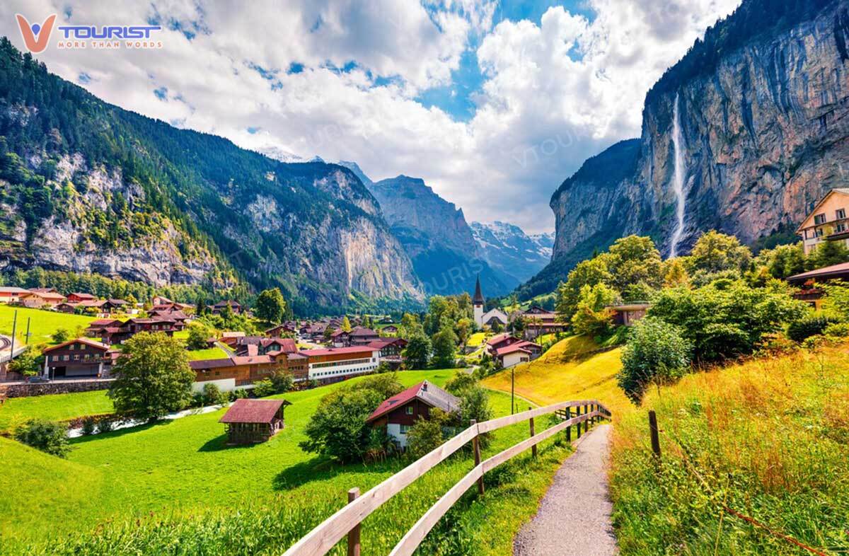 Thung lũng Grindelwald nơi đặt cái kết đẹp cho chuyện tình của chàng sĩ quan Bắc Hàn và nàng tiểu thư tài phiệt