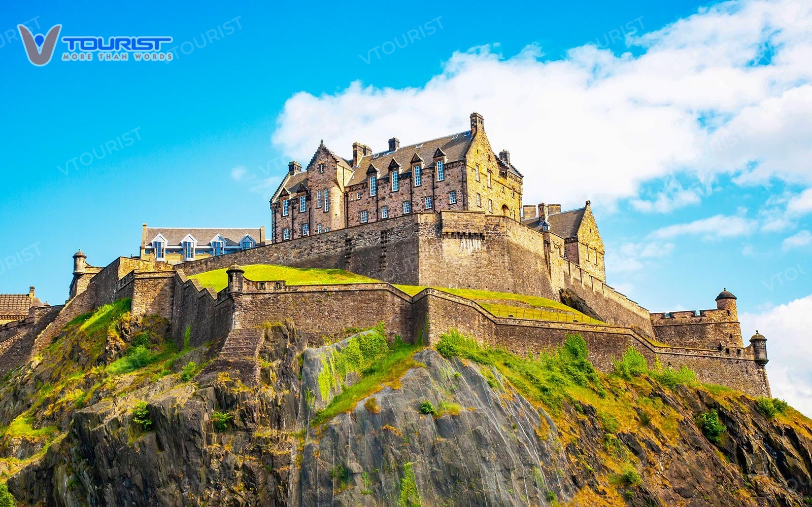 Pháo đài tự nhiên bất khả xâm phạm