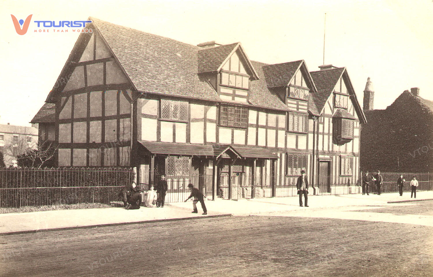 Ngôi nhà gắn liền với tuổi thơ và quá trình trưởng thành của William Shakespeare