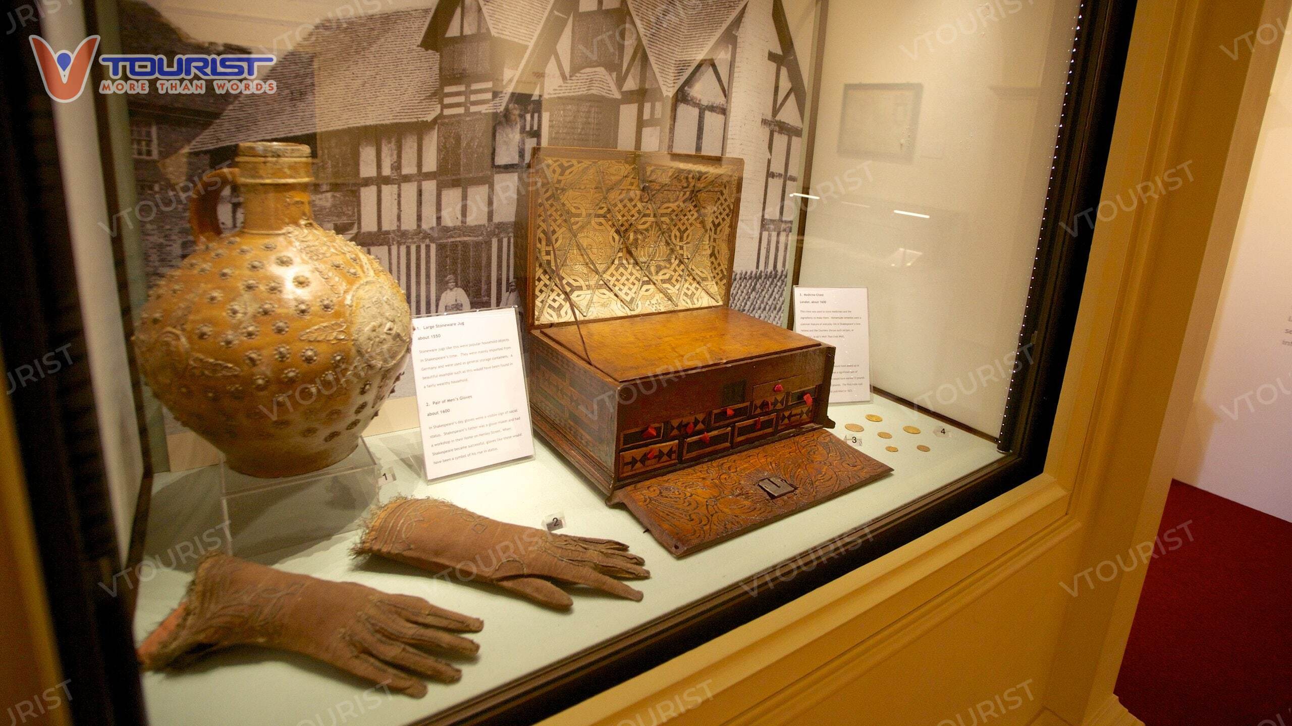 Những vật dụng của gia đình William Shakespeare