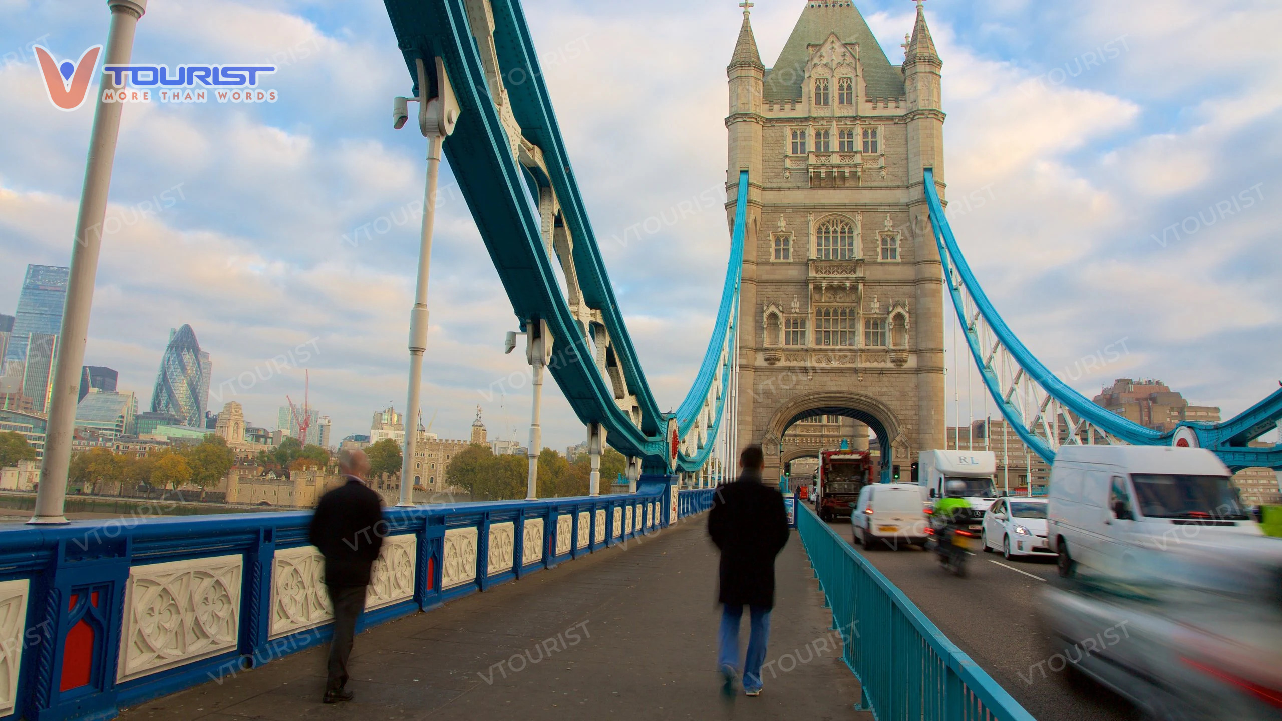 Cầu đón hơn 40.000 phương tiện di chuyển qua lại mỗi ngày