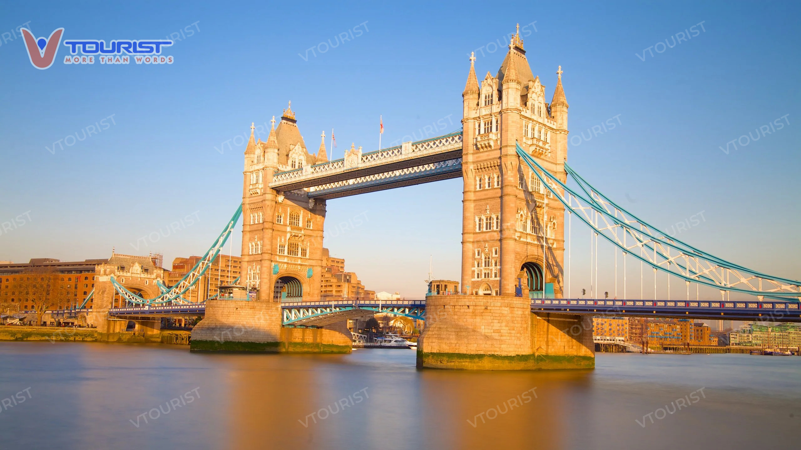 Cầu tháp London công trình biểu tượng hơn 1 thế kỷ lịch sử của London
