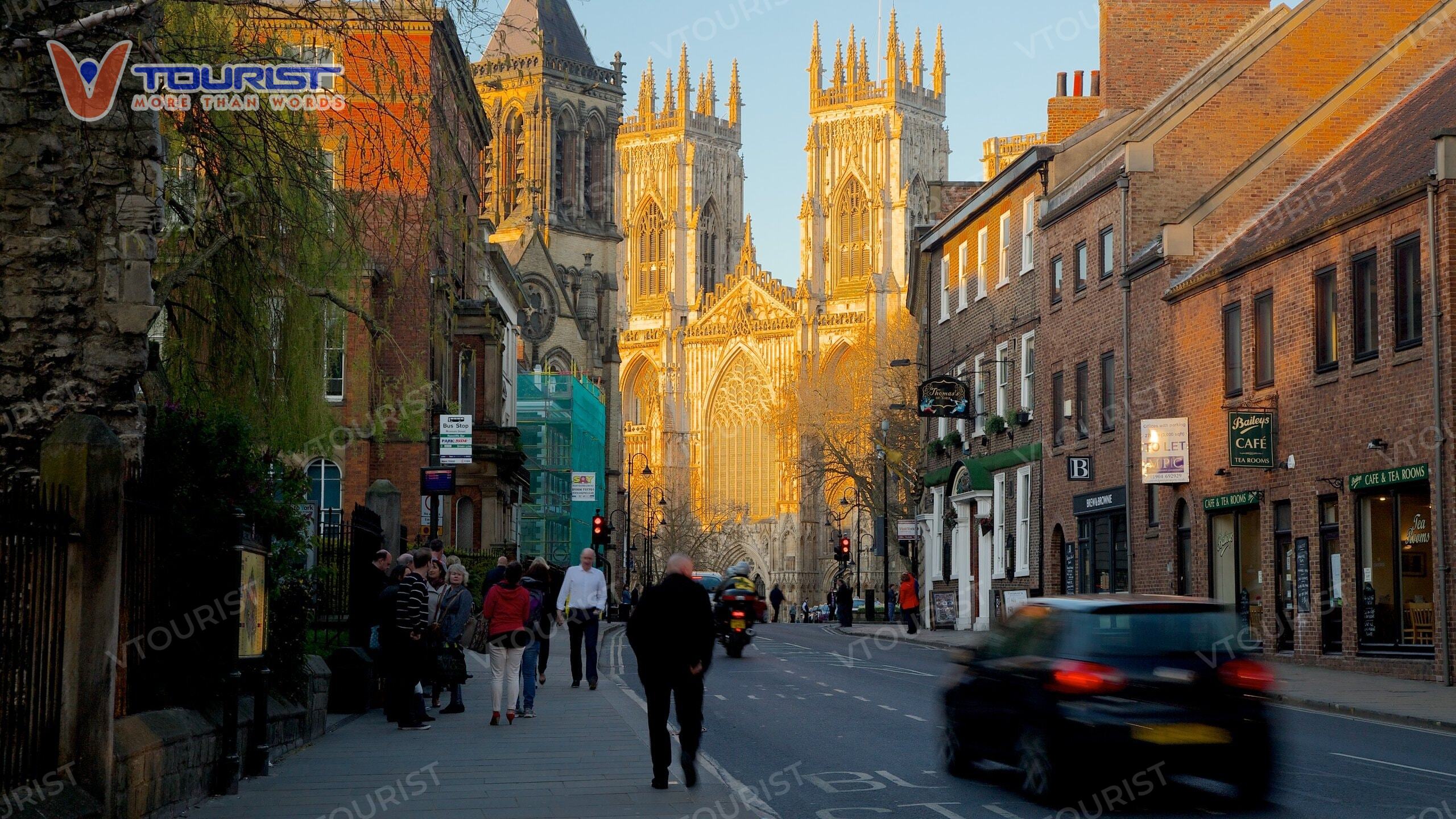 Thành phố York có hệ thống giao thông hiện đại thuận tiện cho du khách tham quan và di chuyển