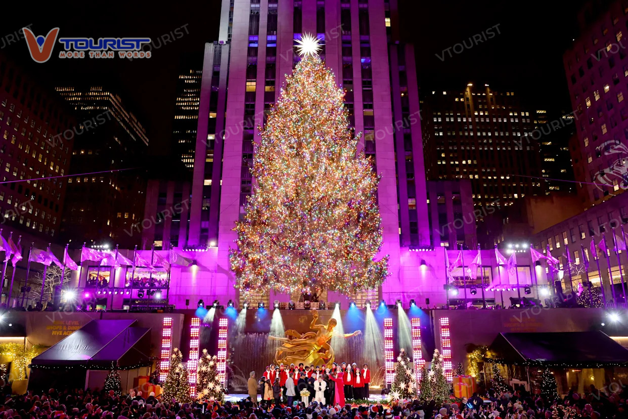 Thắp sáng cây thông Rockefeller là nghi thức truyền thống đánh dấu thời khắc chính thức bước vào Giáng sinh Mỹ