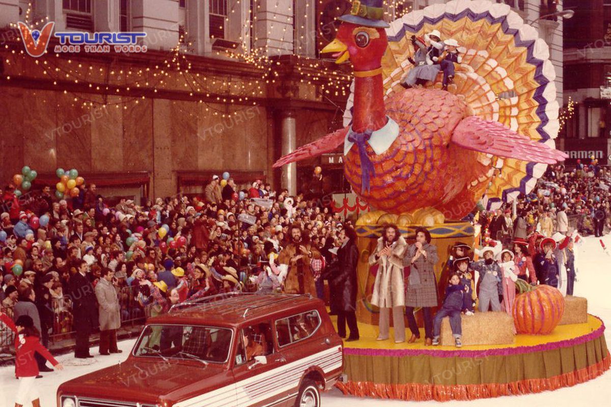 Lễ diễu hành Macy’s Christmas Parade bắt nguồn từ thương hiệu  Macy’s đình đám
