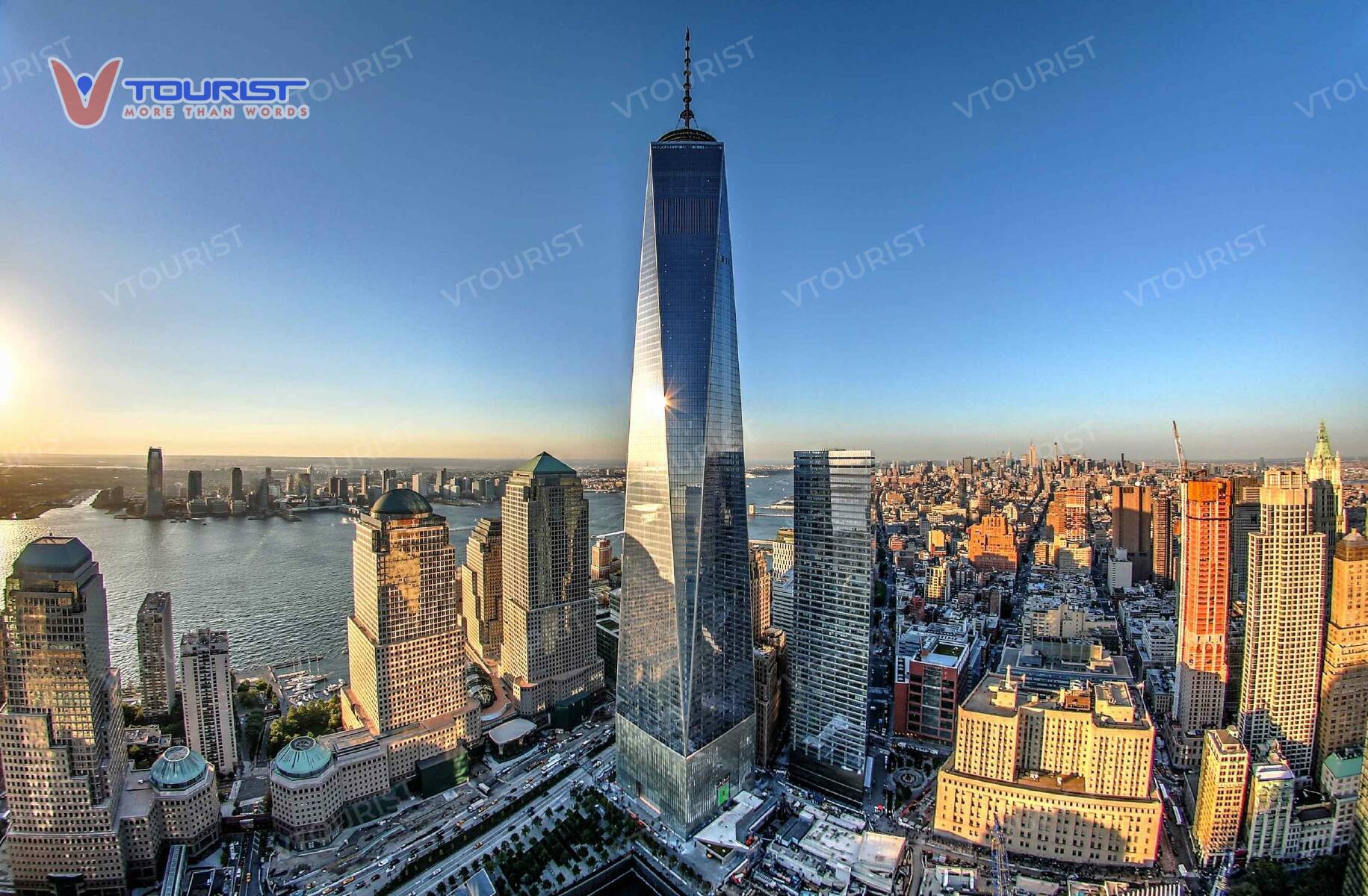 One World Trade Center là công trình kiến trúc cao nhất Tây Bán Cầu với độ cao kỷ lục 1.776 feet
