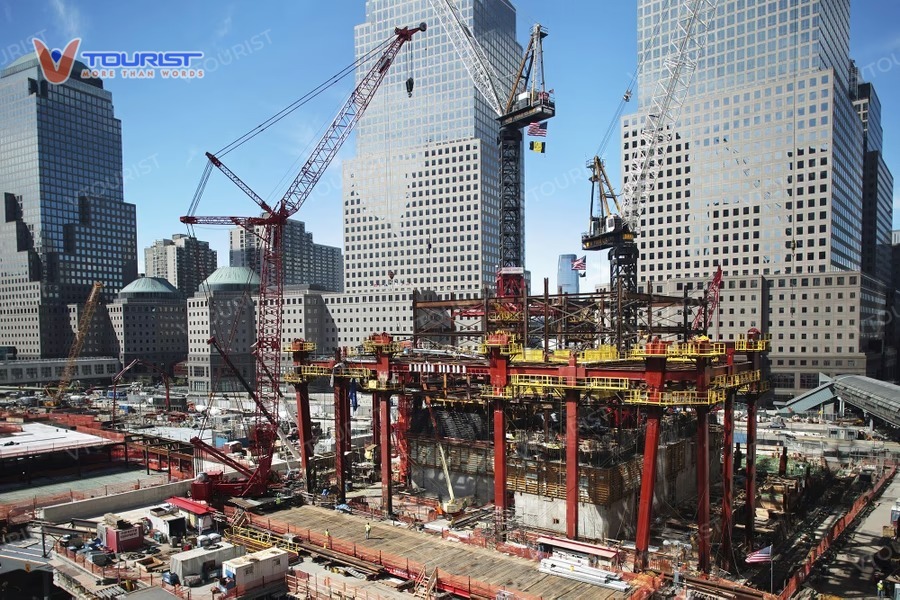 Quá trình xây dựng One World Trade Center đòi hỏi kỹ thuật tiên tiến và hệ thống an ninh hàng đầu thế giới